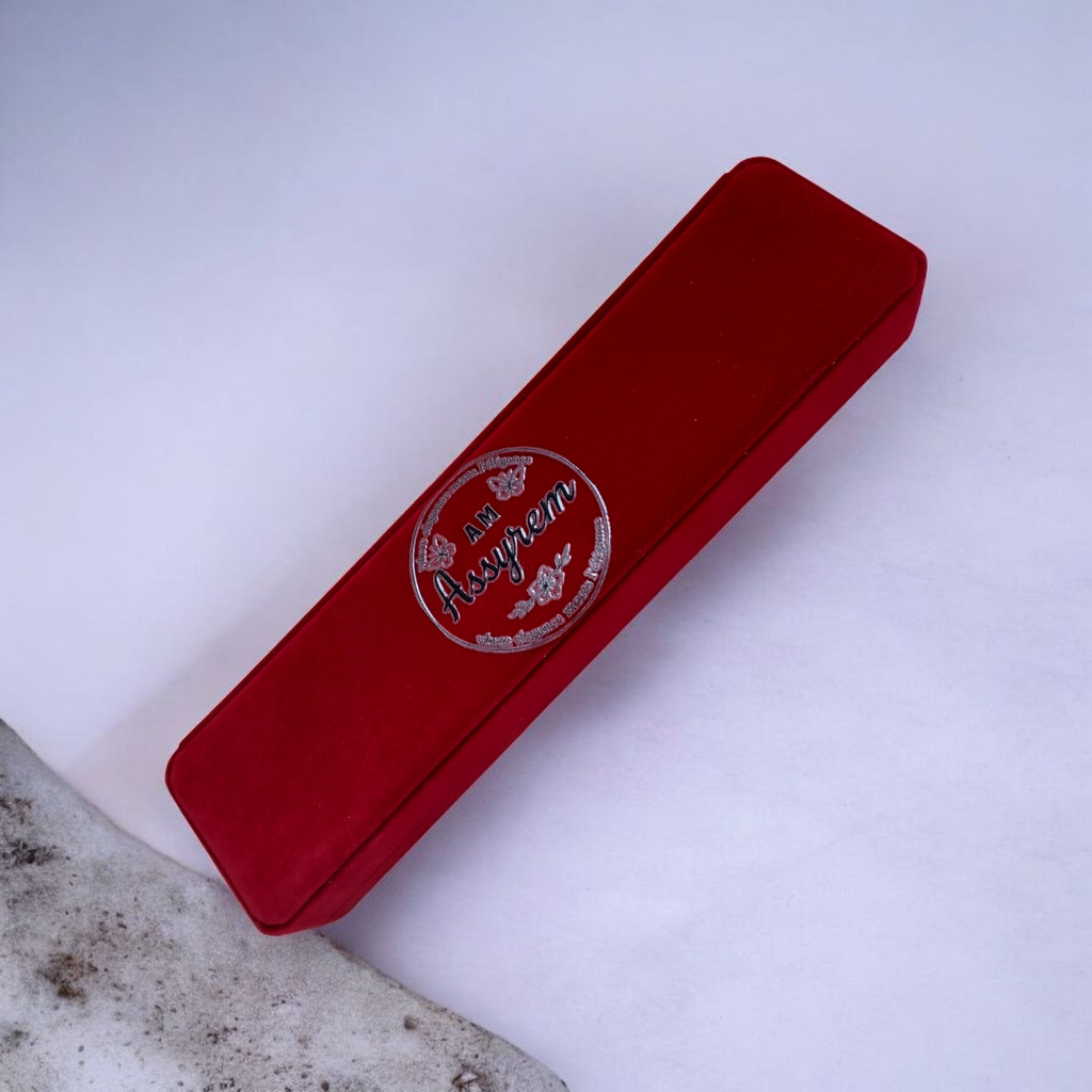 💎 Collier Fleur d’Éclat avec Coffret en Velours Rose – Élégance et Luxe Intemporel - AM ASSYREM