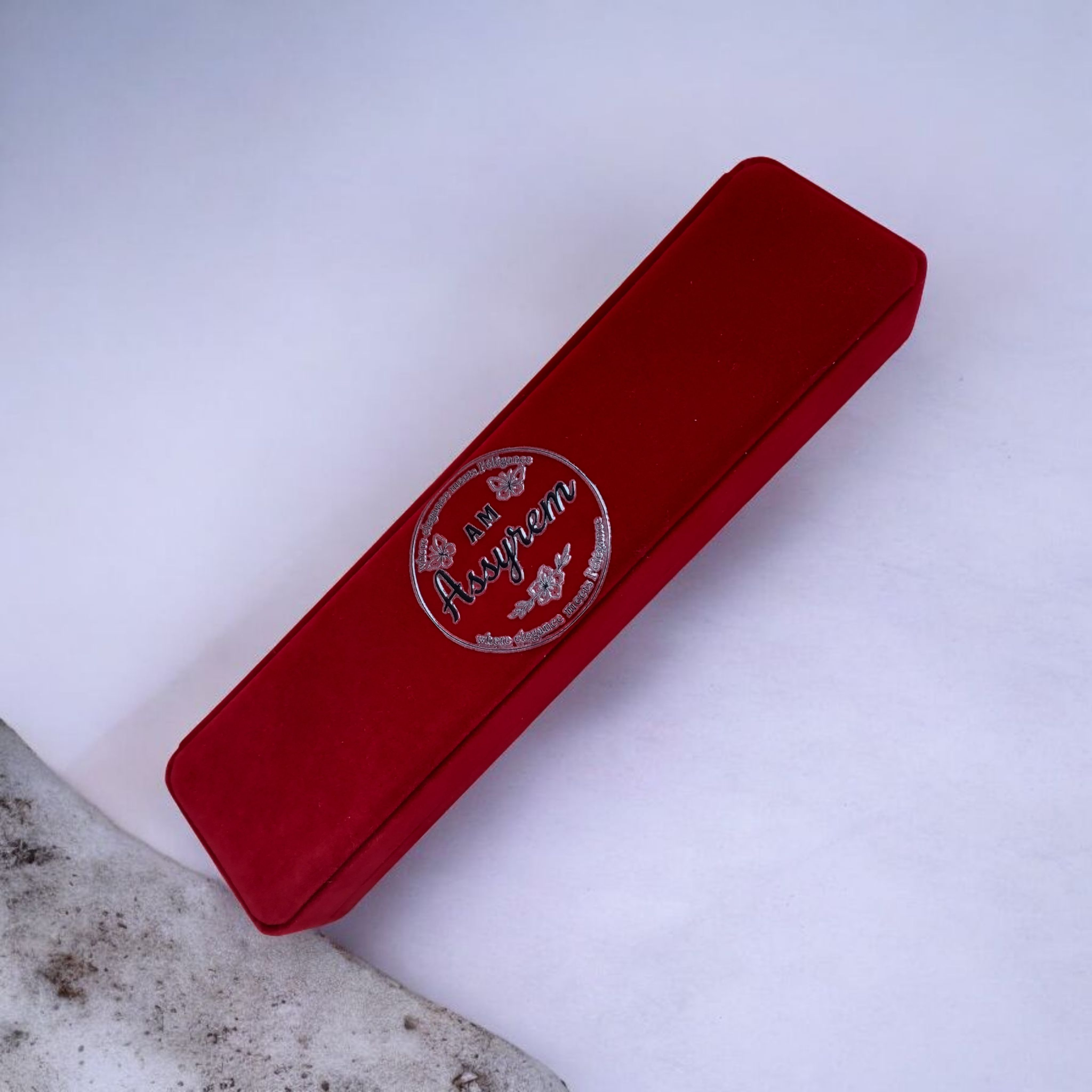 💎 Collier Fleur d’Éclat avec Coffret en Velours Rose – Élégance et Luxe Intemporel - AM ASSYREM