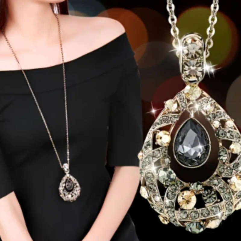 💎 Collier “Élégance Royale” – Pendentif Goutte en Strass avec Boîte en Velours Rose -AM ASSYREM