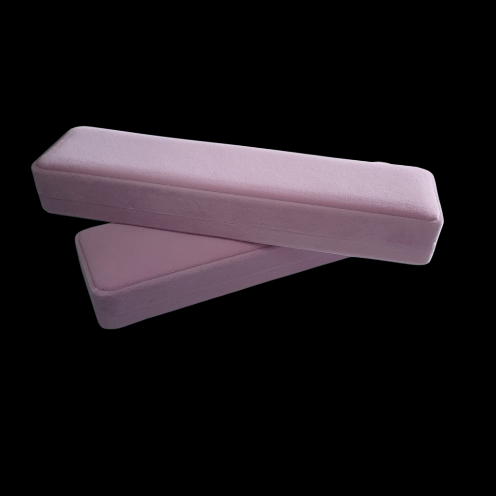 💎 Collier “Élégance Royale” – Pendentif Goutte en Strass avec Boîte en Velours Rose -AM ASSYREM