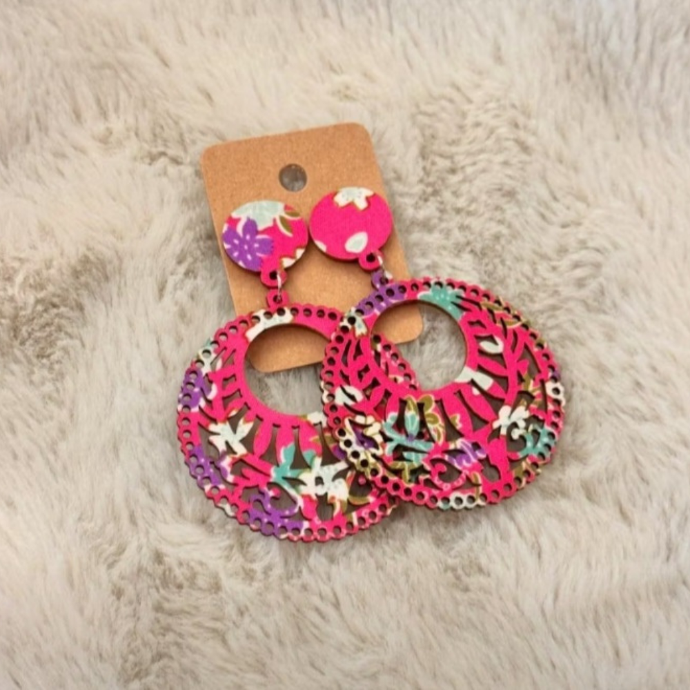 🌸 Boucles d’oreilles en bois motif fleurs avec écrin élégant - AM ASSYREM