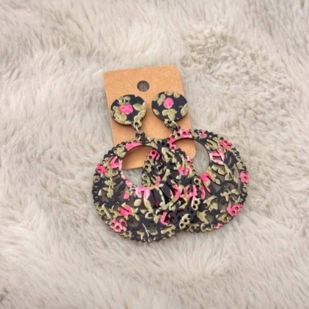 🌸 Boucles d’oreilles en bois motif fleurs avec écrin élégant - AM ASSYREM